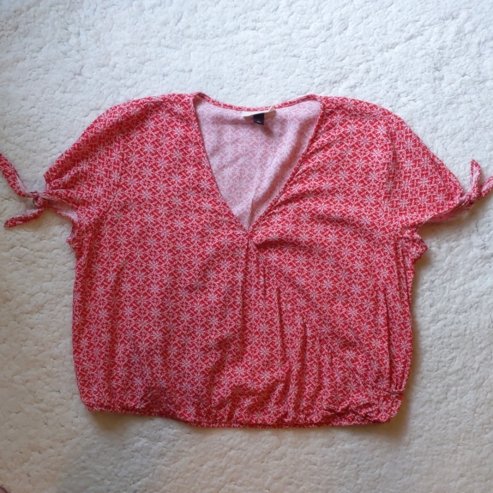 🍉 Red Universal Thread Crop Top